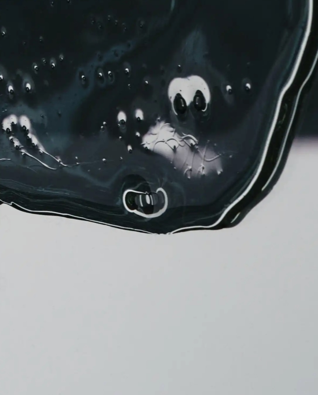 H2Tab dissolving in water